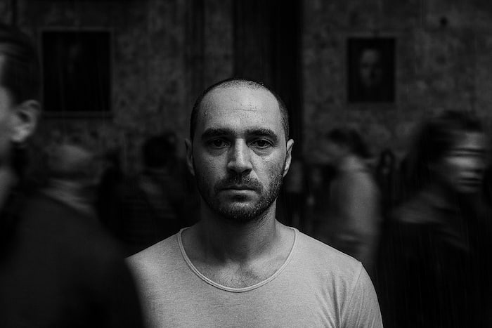 10 prompts ChatGPT pour générer des images virales 9 prompt chatgpt pour une image de type portrait et flou de mùouvement